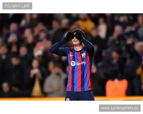 德布劳内与佩德里中场角色对比：体系适配性与创造力差异解析