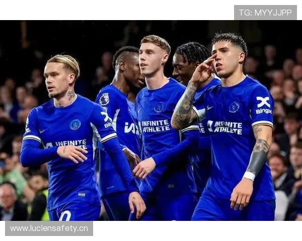 切尔西阵容位置重叠严重，配置优化为何难以推进？