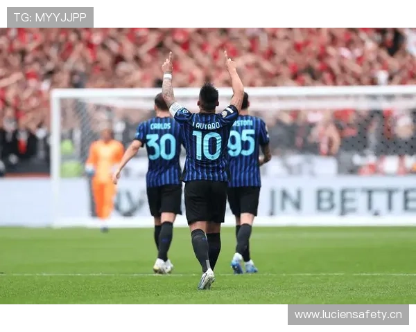 国际米兰边路进攻犀利却关键战乏力，稳定性面临考验